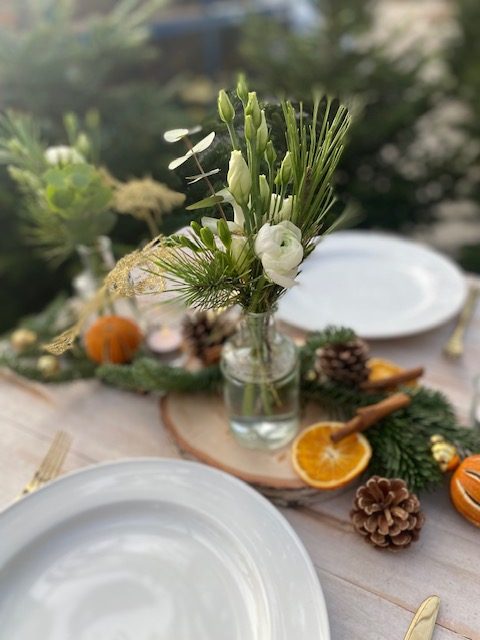 Tafelbox ‘Gouden randje’ – Complete kersttafelversiering in een doos